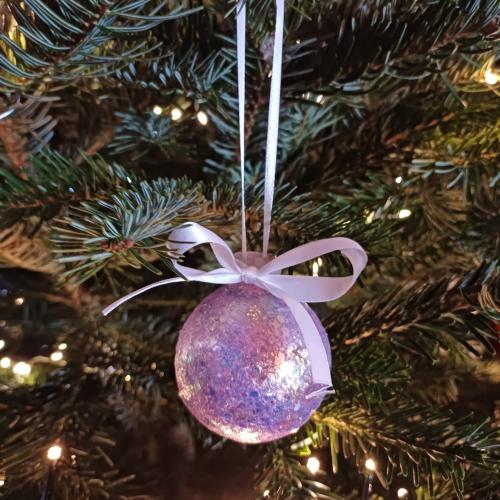 Ein selbstgewerkte Christbaumkugel