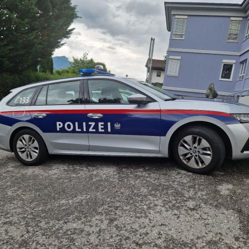 Ein Polizeiauto