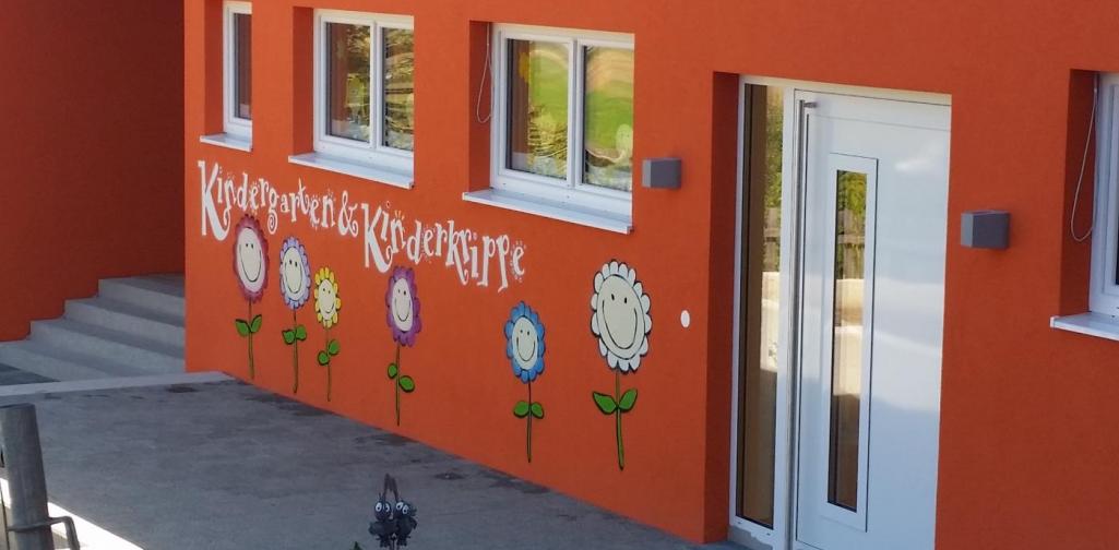 Taschachferner Eingangsbereich des Kindergartens
