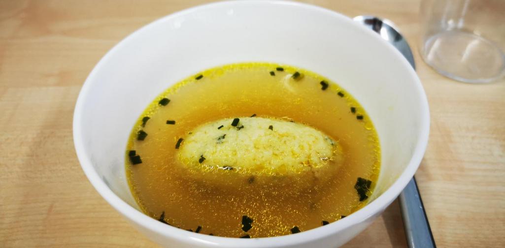 Verena Schnittlauchnockerlsuppe